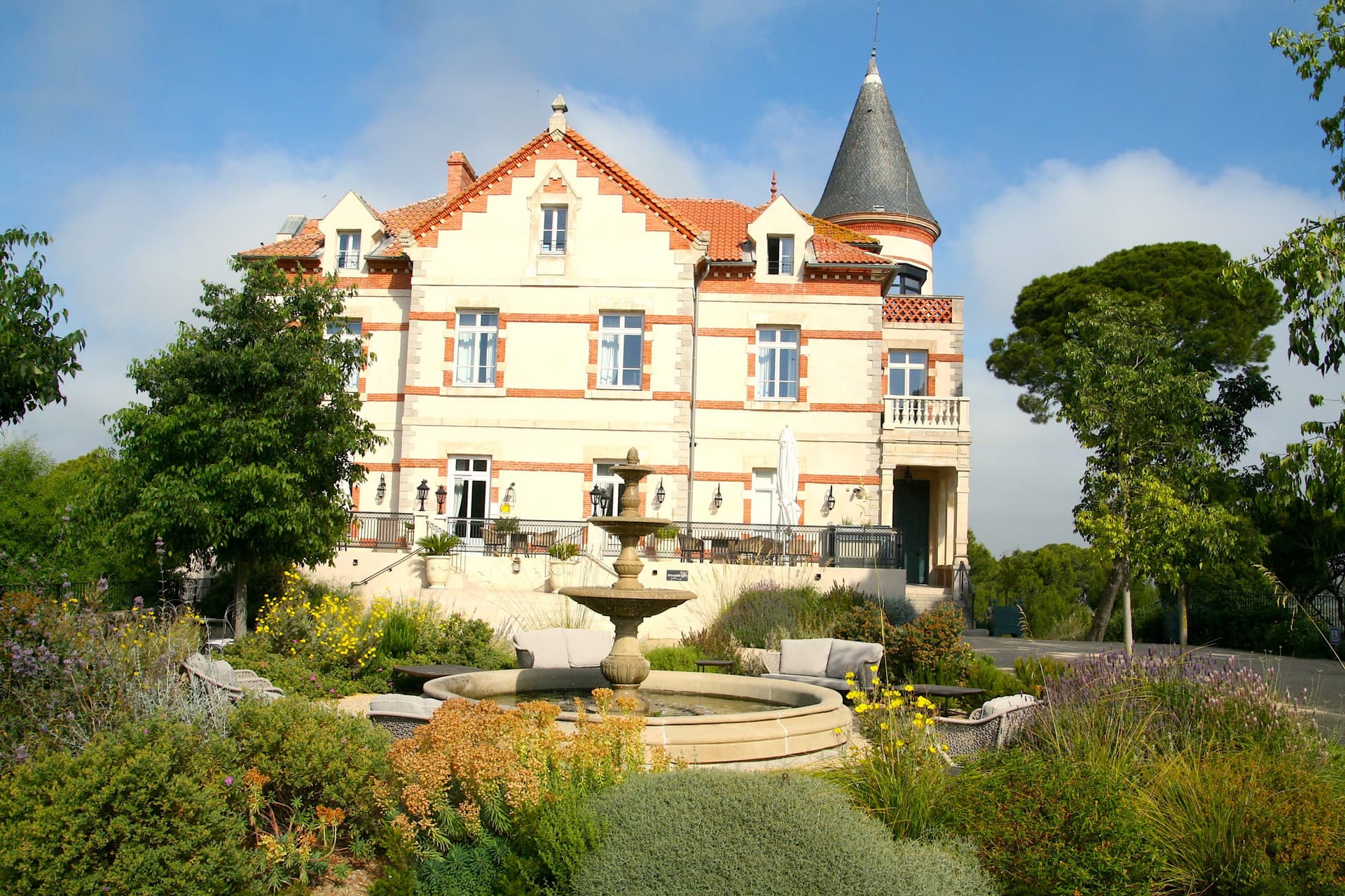 Château Capitoul: el arte de vivir entre viñedos, mar y patrimonio en el corazón del Languedoc
